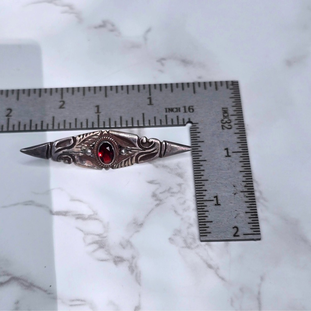Vintage Sterling Silver 925 Garnet Bar Brooch Art Nouveau Leaf Scroll Pin 3.7g - Picture 8 of 9